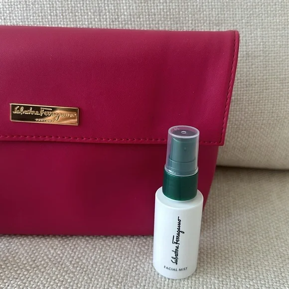 Salvatore Ferragamo Cosmetic Bag - Picture 3 of 12